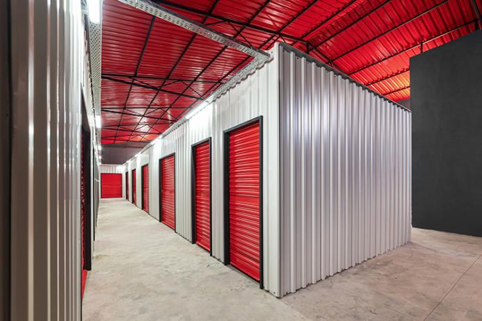 Storage and Warehousing with EUROVAN - We offer you suitable storage space